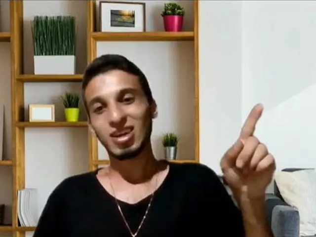 Thumb Video